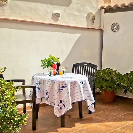 Konukevi Casa Buganvilla