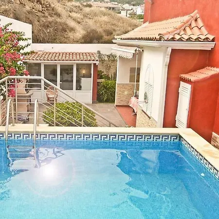 Pensión Casa Buganvilla